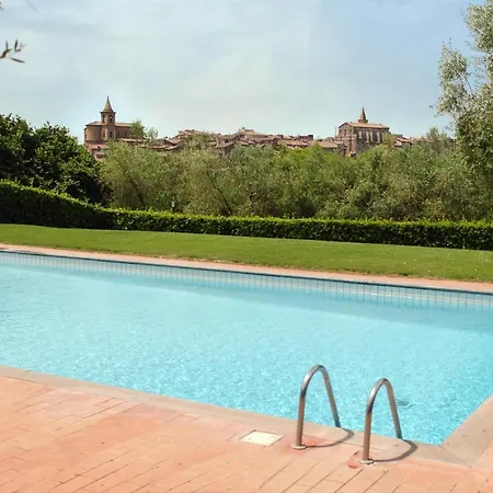 Vila Montecasciano *
